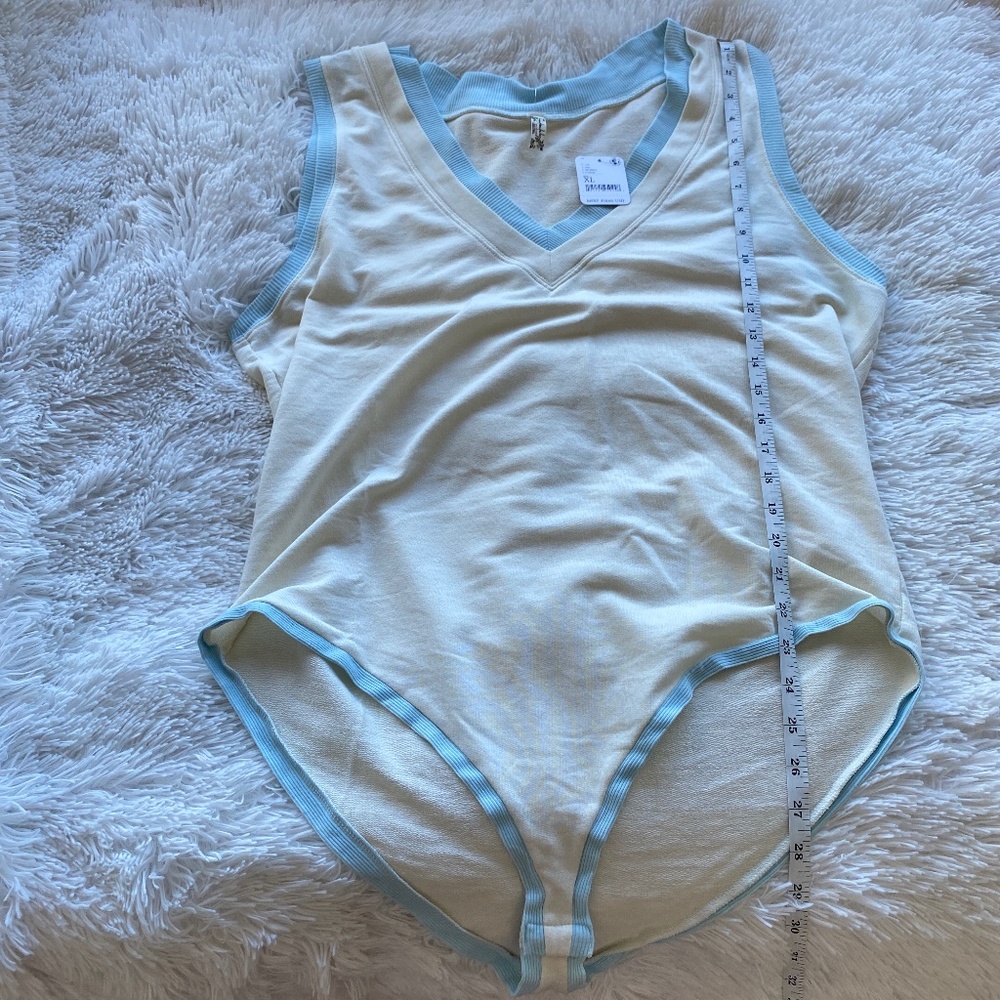 NWT FREE PEOPLE Cozy Cool Girl Tank Bodysuit Women Ivory Blue Contrast XL - Picture 7 of 8